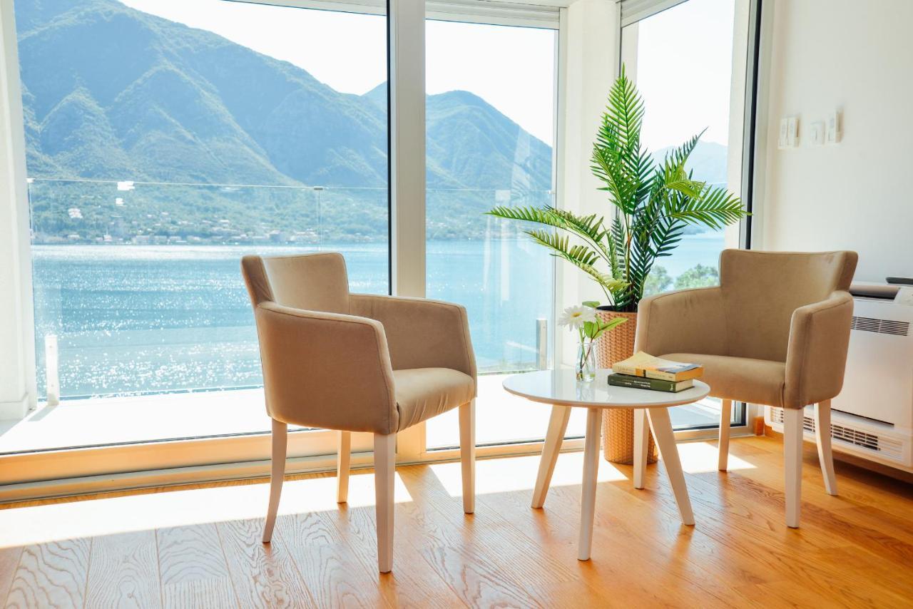 Ily Apartment With Sea View Kotor Exterior photo