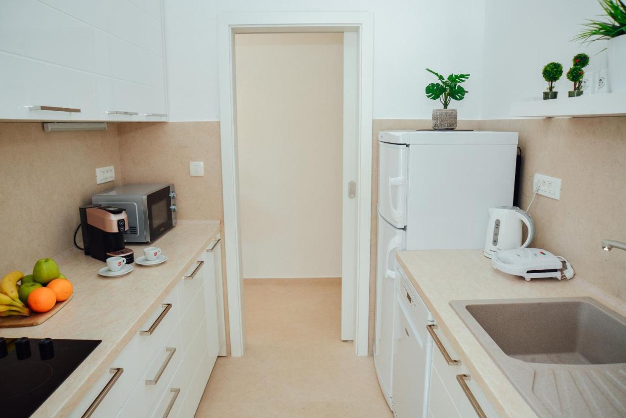 Ily Apartment With Sea View Kotor Exterior photo